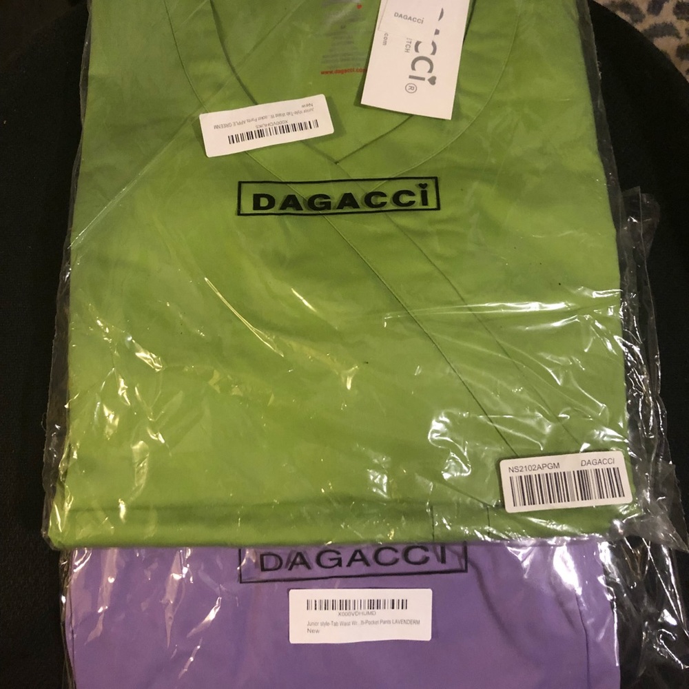 Dagacci Scrub Sets Medium